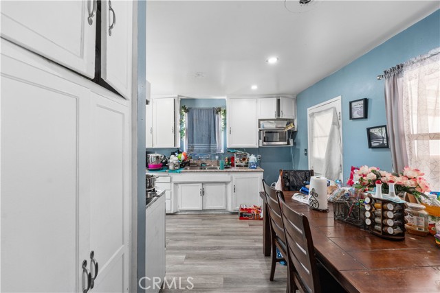 Detail Gallery Image 4 of 27 For 1411 W Ivesbrook St, Lancaster,  CA 93534 - 3 Beds | 1 Baths