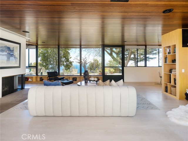 7 Cinchring Road, Rolling Hills CA: https://media.crmls.org/medias/360ca1b0-36e9-468e-8c37-7f2215f95b19.jpg