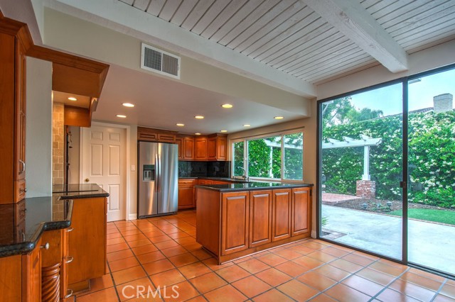 5021 Corkwood Lane, Irvine CA: https://media.crmls.org/medias/360d2160-50a2-4750-8670-80255de6f75e.jpg