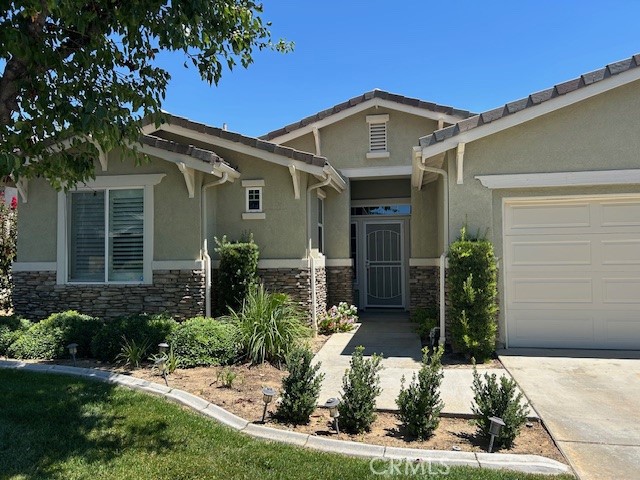 170 Potter Creek, Beaumont CA: https://media.crmls.org/medias/360e4d4b-7fd9-4a8c-8779-e617be9e7128.jpg