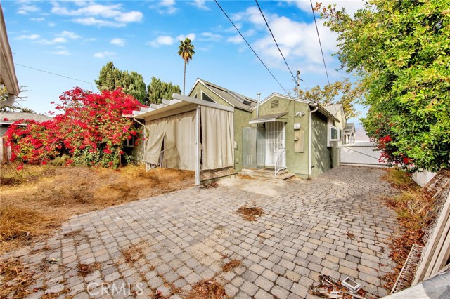 Detail Gallery Image 23 of 27 For 435 S Mariposa St, Burbank,  CA 91506 - 2 Beds | 2 Baths