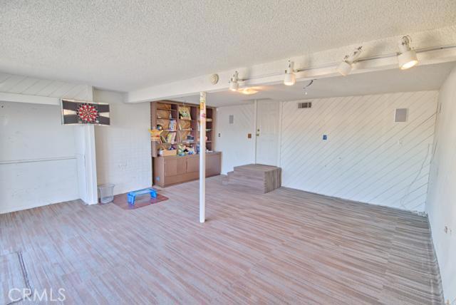 304 Avenue E, Redondo Beach, California 90277, 6 Bedrooms Bedrooms, ,4 BathroomsBathrooms,Residential,Sold,Avenue E,SB13009871