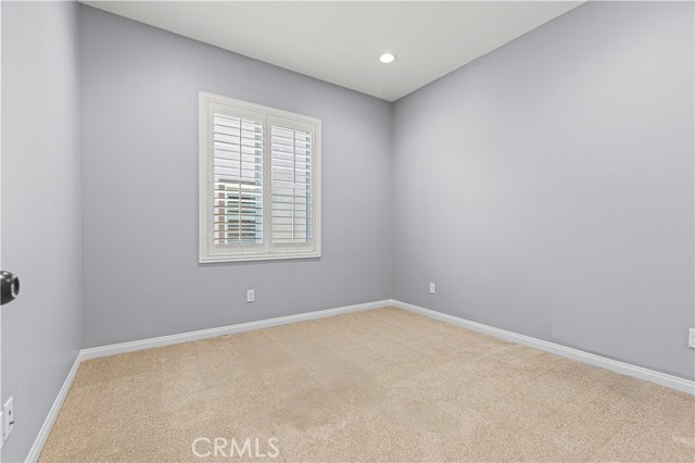 16087 Apricot Ave, Chino CA: https://media.crmls.org/medias/360f0ff6-4785-4f24-9144-427ed5cdd317.jpg