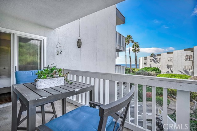 650 The Village, Redondo Beach, California 90277, 1 Bedroom Bedrooms, ,Residential,Sold,The Village,SB23211956