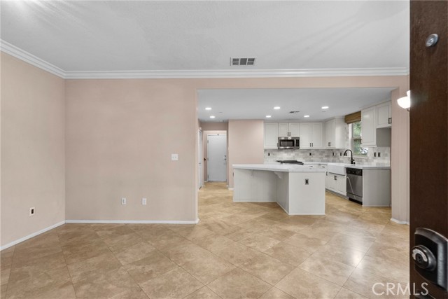 Detail Gallery Image 3 of 45 For 20433 Paseo Cresta, Porter Ranch,  CA 91326 - 2 Beds | 3 Baths