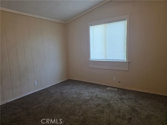 3445 Garfield Avenue, Clearlake CA: https://media.crmls.org/medias/361013b4-df78-41cf-a634-2992aed3750c.jpg