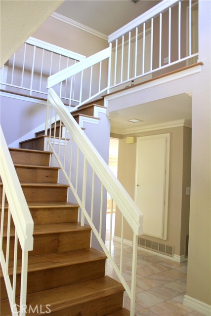 Detail Gallery Image 4 of 29 For 8380 Galaxy Cir, Buena Park,  CA 90620 - 4 Beds | 2/1 Baths