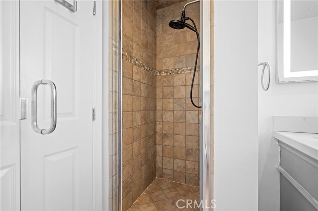 Detail Gallery Image 20 of 30 For 6637 Capps, Reseda,  CA 91335 - 3 Beds | 2/1 Baths