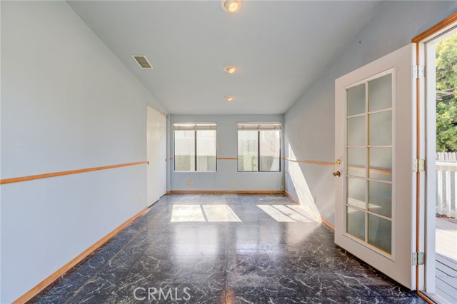 693 19th Street, Manhattan Beach, California 90266, 5 Bedrooms Bedrooms, ,1 BathroomBathrooms,Residential,Sold,19th,SB21194757