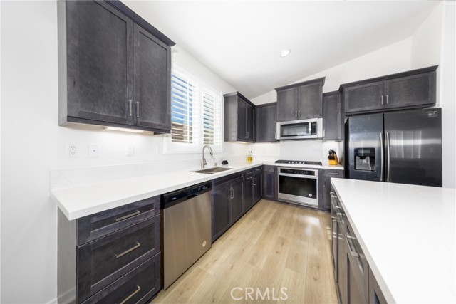 Detail Gallery Image 11 of 49 For 7975 Sorrento, Highland,  CA 92346 - 4 Beds | 3 Baths