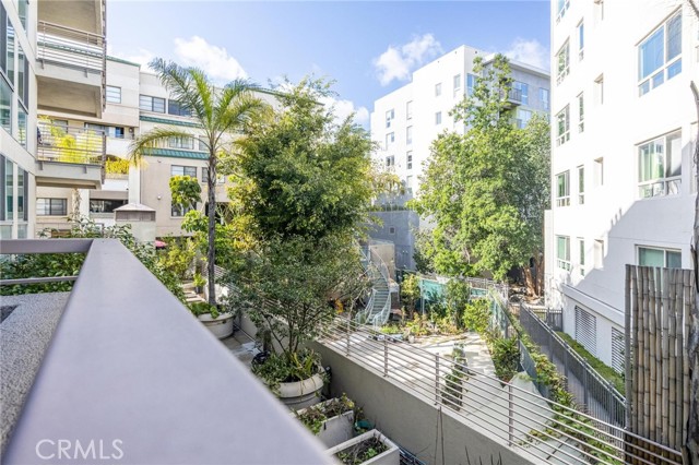 Detail Gallery Image 32 of 32 For 267 S San Pedro St #210,  Los Angeles,  CA 90012 - 2 Beds | 2 Baths