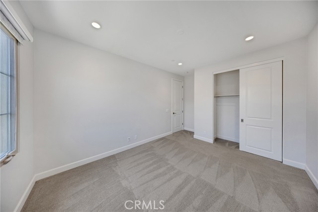 72 English Saddle, Irvine CA: https://media.crmls.org/medias/36145408-f57b-4f30-9b01-b3403da83889.jpg