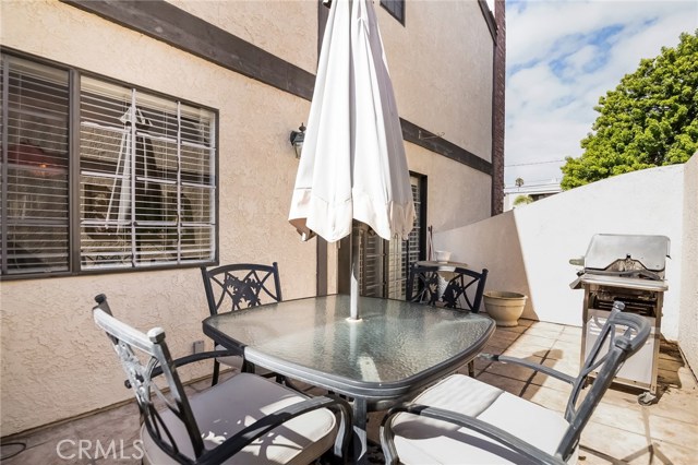 611 Guadalupe Avenue, Redondo Beach, California 90277, 3 Bedrooms Bedrooms, ,2 BathroomsBathrooms,Residential,Sold,Guadalupe,SB16706795