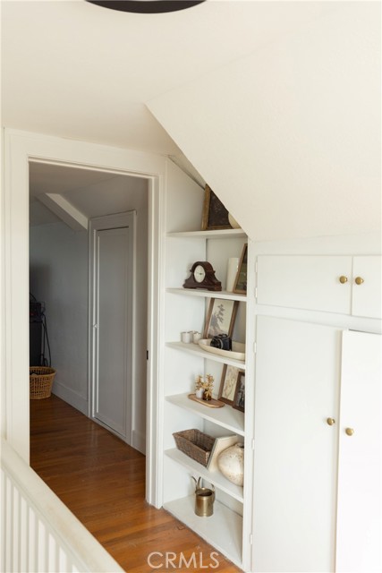 715 E McFadden, Santa Ana CA: https://media.crmls.org/medias/36147738-edd1-4a85-a46f-515613427974.jpg