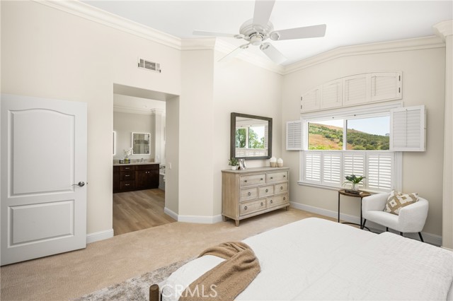 14 Celonova Place, Lake Forest CA: https://media.crmls.org/medias/36149506-1410-4196-bcb3-20b8d4498bea.jpg