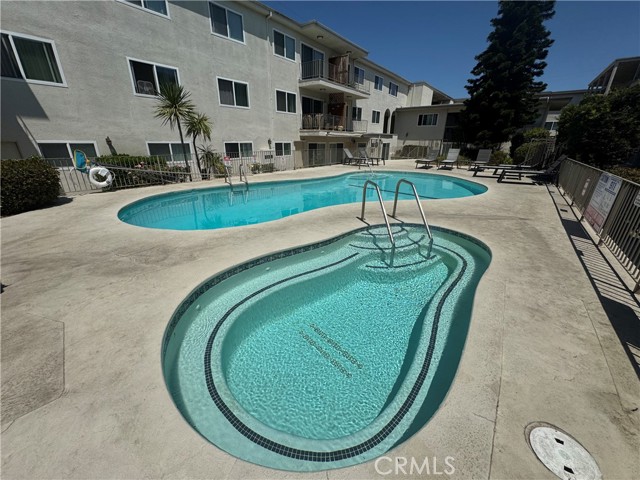 Detail Gallery Image 4 of 17 For 4160 W 182nd St #214,  Torrance,  CA 90504 - 2 Beds | 2 Baths