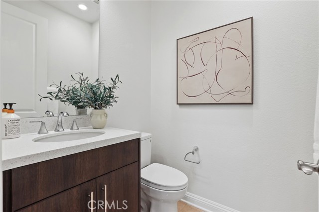 Detail Gallery Image 25 of 65 For 5567 Heritage Oak Dr, Lake Forest,  CA 92679 - 4 Beds | 3/1 Baths