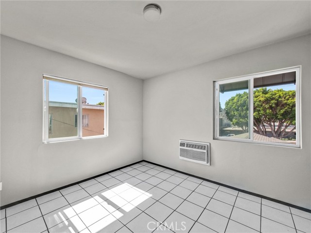 Detail Gallery Image 8 of 14 For 1319 Cypress Ave #3,  Cypress Park,  CA 90065 - 2 Beds | 1 Baths