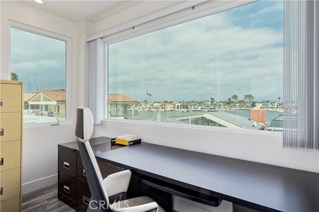 Detail Gallery Image 27 of 47 For 48 57th Pl, Long Beach,  CA 90803 - 5 Beds | 3/1 Baths