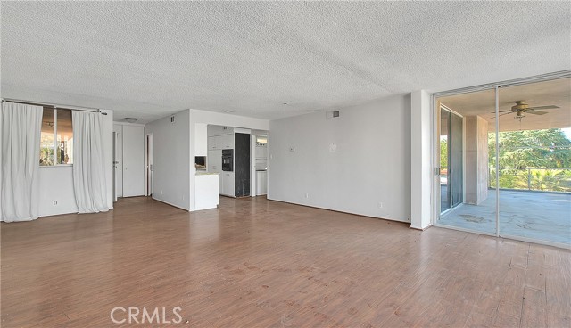 Detail Gallery Image 9 of 40 For 6979 Palm Ct, Riverside,  CA 92506 - 2 Beds | 2 Baths