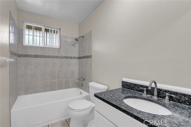 Detail Gallery Image 16 of 27 For 1302 W Lido Pl #2,  Anaheim,  CA 92801 - 2 Beds | 1 Baths
