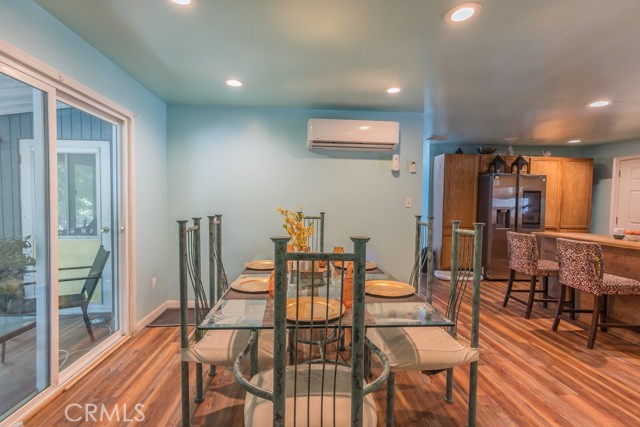 Detail Gallery Image 12 of 43 For 23500 the Old Rd #35,  Newhall,  CA 91321 - 3 Beds | 2 Baths