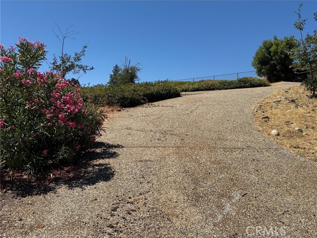5825 Golden Oaks Road, Paradise CA: https://media.crmls.org/medias/361a7256-59a2-4250-b967-2a1e95485487.jpg