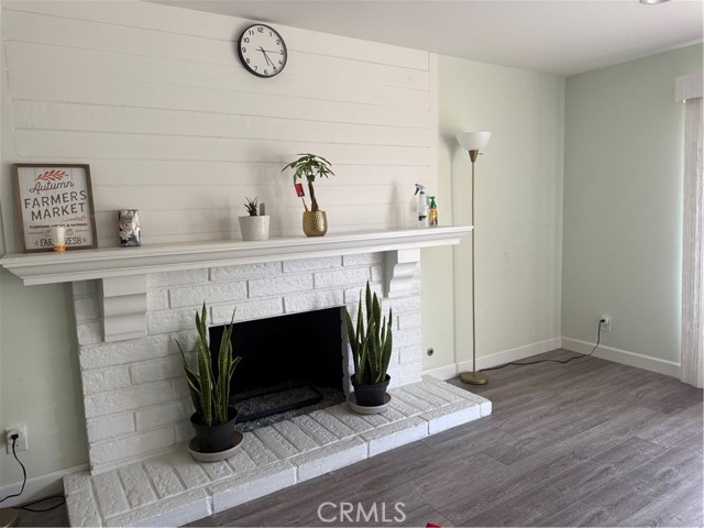 Image 10 of 31 For 9831 Cloverdale Avenue