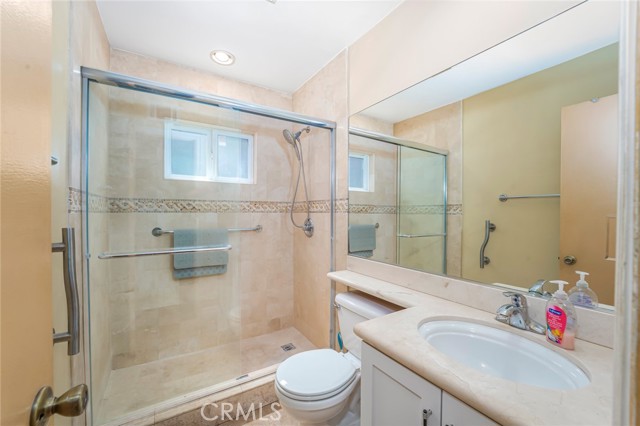 Detail Gallery Image 22 of 27 For 11503 Walcroft St, Lakewood,  CA 90715 - 4 Beds | 2 Baths
