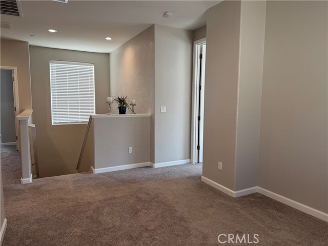 Detail Gallery Image 9 of 13 For 826 Courtney Ct, Merced,  CA 95348 - 4 Beds | 3 Baths