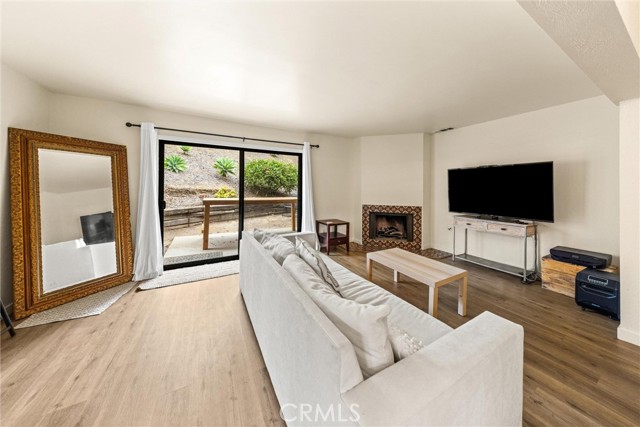 930 Philinda Avenue, Santa Barbara CA: https://media.crmls.org/medias/361c3479-2b46-4208-8d0b-d316bccb4907.jpg