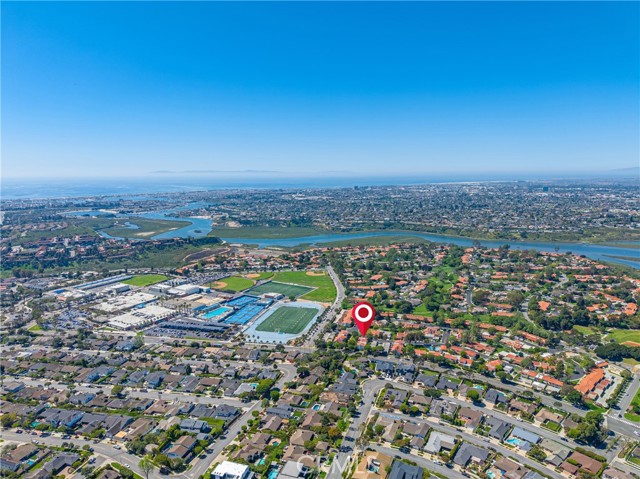 Detail Gallery Image 33 of 37 For 2214 Vista Hogar, Newport Beach,  CA 92660 - 4 Beds | 2/1 Baths