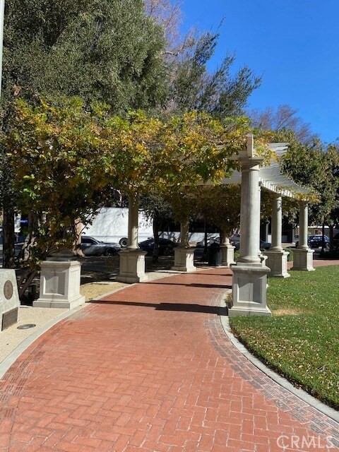  Commercial for Sale in Newhall, California