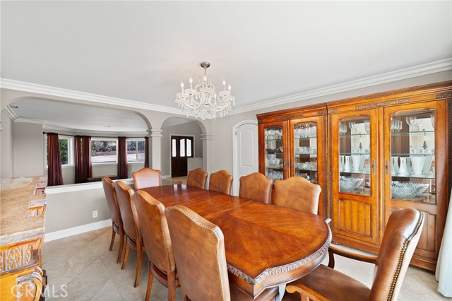 Detail Gallery Image 13 of 46 For 31144 5th Ave, Redlands,  CA 92374 - 4 Beds | 4/1 Baths