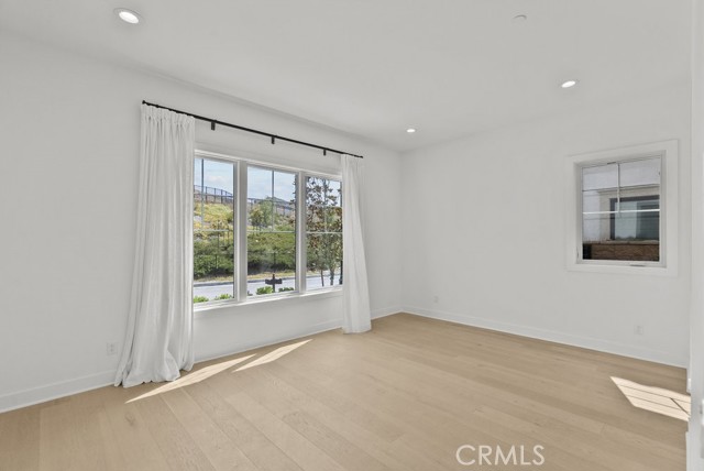 20434 W Albion Way, Porter Ranch CA: https://media.crmls.org/medias/361cf64e-2404-445d-be9c-5718e1c78bfc.jpg