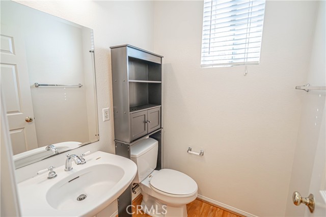 Detail Gallery Image 21 of 32 For 24502 Montevista Cir, Valencia,  CA 91354 - 3 Beds | 2/1 Baths