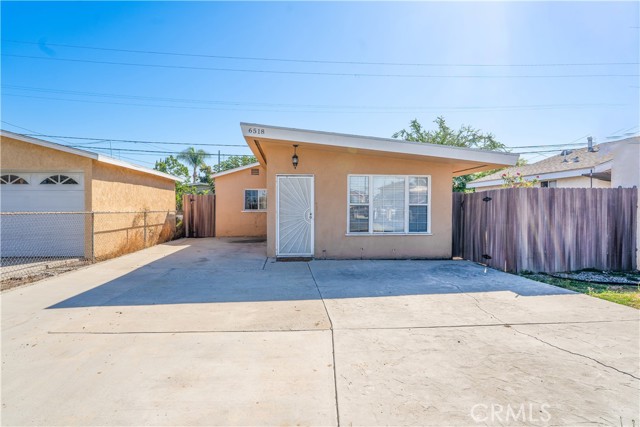 Detail Gallery Image 1 of 1 For 6518 Priam Dr, Bell Gardens,  CA 90201 - 2 Beds | 1 Baths