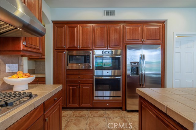 Detail Gallery Image 16 of 75 For 22 Modesto, Irvine,  CA 92602 - 6 Beds | 3 Baths