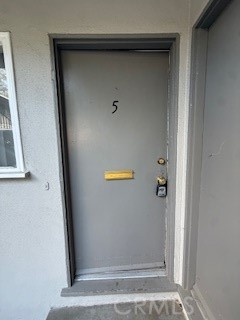 Detail Gallery Image 4 of 18 For 634 Glenwood Rd #5,  Glendale,  CA 91202 - 2 Beds | 1 Baths