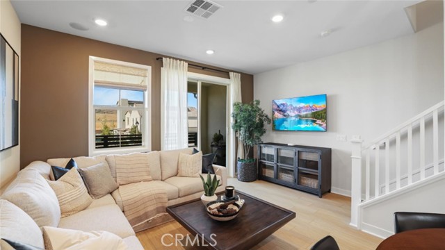 Detail Gallery Image 8 of 24 For 21 Graze Way, Rancho Mission Viejo,  CA 92694 - 2 Beds | 2/1 Baths