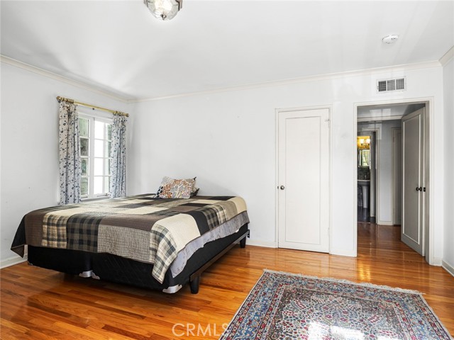 1624 Arboles Drive, Glendale CA: https://media.crmls.org/medias/361e7444-4616-4de5-bc6b-a9e547ce43e3.jpg