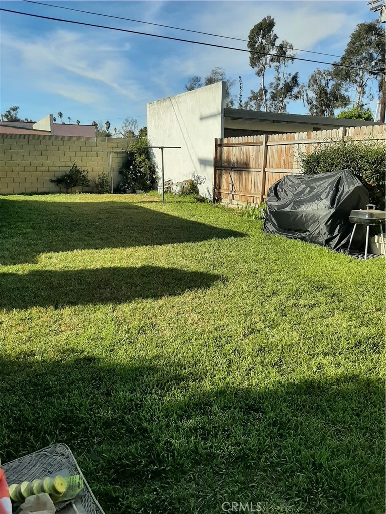https://media.crmls.org/medias/361e988c-6c32-4a19-9d5f-5c5a4dba845f.jpg?preset=X-Large