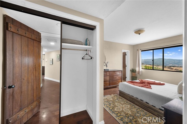 38225 Camino Sierra Road, Temecula CA: https://media.crmls.org/medias/361f13ab-9682-4ac0-9898-e6adda6f15d1.jpg