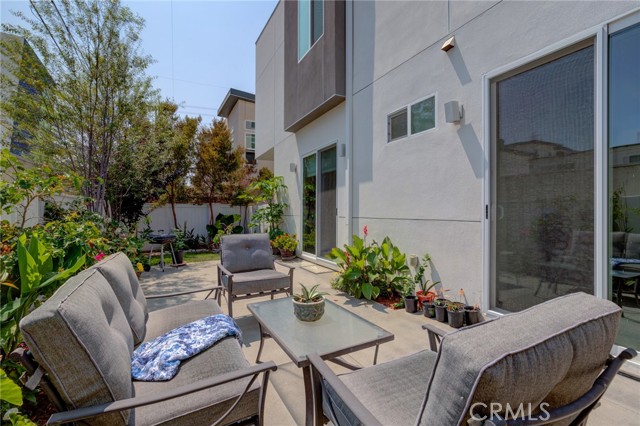 2520 Nelson Avenue, Redondo Beach, California 90278, 4 Bedrooms Bedrooms, ,3 BathroomsBathrooms,Residential,Sold,Nelson,PV21155781