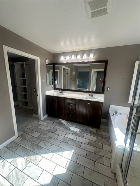 17175 MONTERREY PINES Lane, Canyon Country CA: https://media.crmls.org/medias/361f41f7-ea98-4a3f-b69c-8b1c66c0ed81.jpg