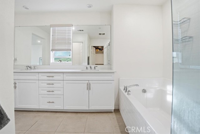 Detail Gallery Image 27 of 52 For 556 Enzo St, Lake Elsinore,  CA 92530 - 3 Beds | 2/1 Baths