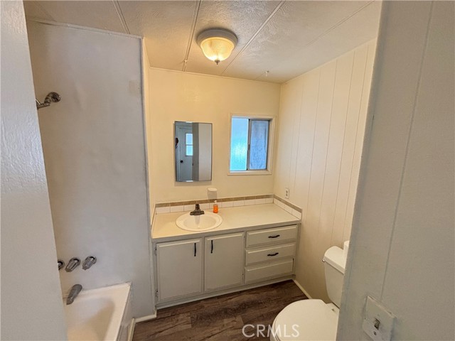 Detail Gallery Image 10 of 11 For 430 N Palm Ave #103,  Hemet,  CA 92583 - 2 Beds | 1 Baths