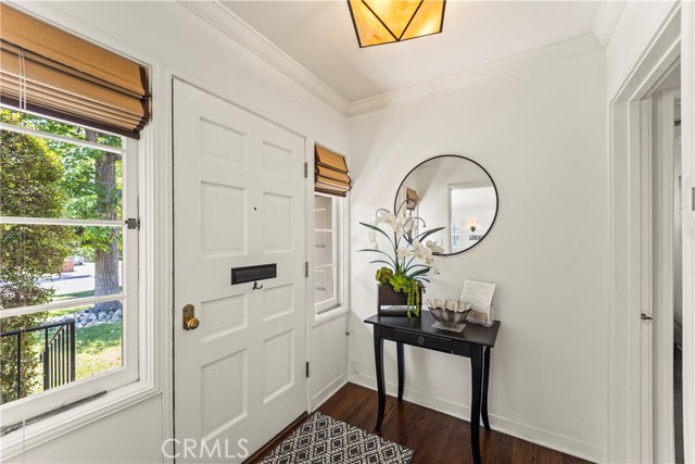 Detail Gallery Image 11 of 39 For 2205 Las Lunas St, Pasadena,  CA 91107 - 3 Beds | 2 Baths