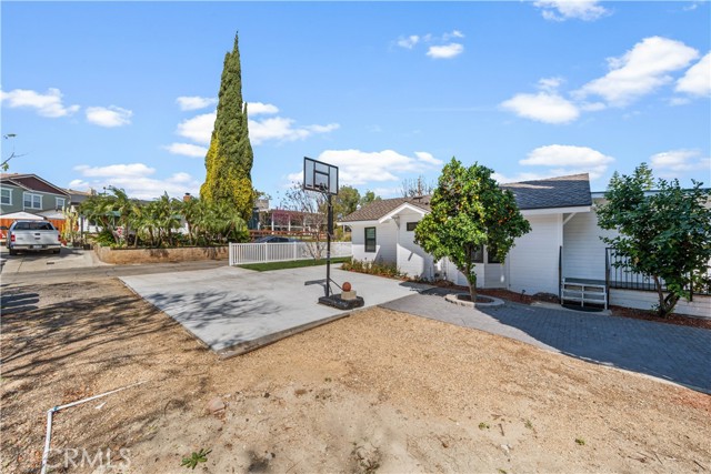 Detail Gallery Image 27 of 35 For 4912 Shaw Ln, Yorba Linda,  CA 92886 - 3 Beds | 2 Baths