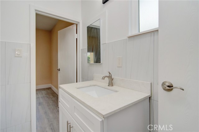 Detail Gallery Image 40 of 49 For 1003 - 1001 W Myrtle St, Santa Ana,  CA 92703 - – Beds | – Baths